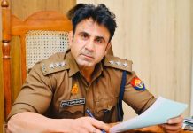 DSP अनुज चौधरी समेत 12 पुलिसकर्मियों पर FIR का आदेश, एसपी बोले नही लिखी जाएगी FIR