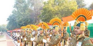 77वें गणतंत्र दिवस पर पुलिस लाइन मे भव्य समारोह, दर्शक देशभक्ति की भावनाओं से सराबोर