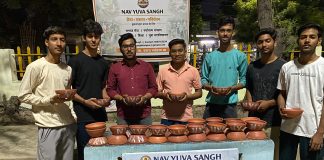 नव युवा संघ की अनूठी पहल पक्षियों के लिए कर रहे निशुल्क बाउल वितरण