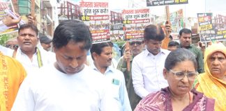 नौबस्ता के 100 बेड वाले सरकारी अस्पताल को जल्द शुरू कराने की मांग, सीएमओ कार्यालय पर प्रदर्शन