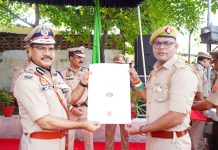 उत्कृष्ट सेवाओं के लिए आरक्षी नवीन कुमार को स्वतंत्रता दिवस पर स्वर्ण पदक से किया गया सम्मानित